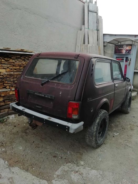Лада Нива .Автомобил за части