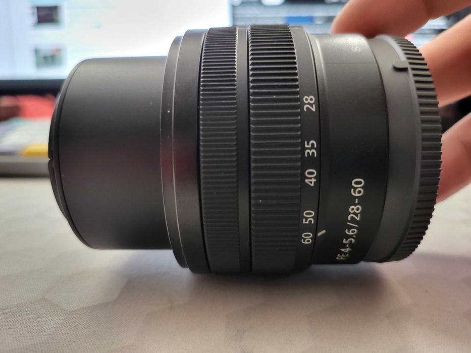 Obiectiv Sony 28-60mm, f4-5.6, full frame, garantie 2 ani