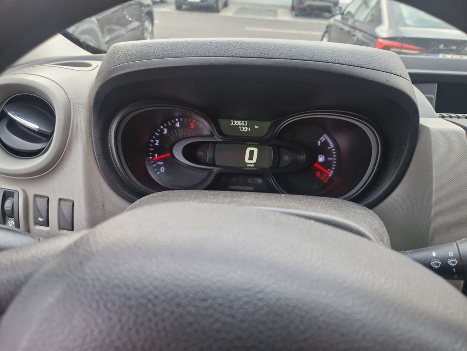 Renault Trafic  Proprietar Persoană  Fizică