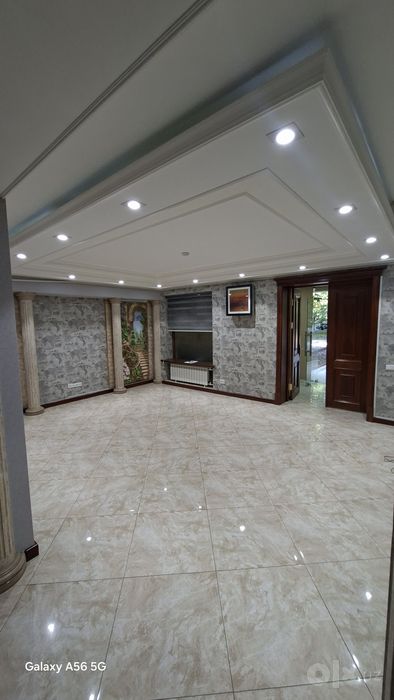 Офис 180м/кв Ц-4 центр в доль дороги