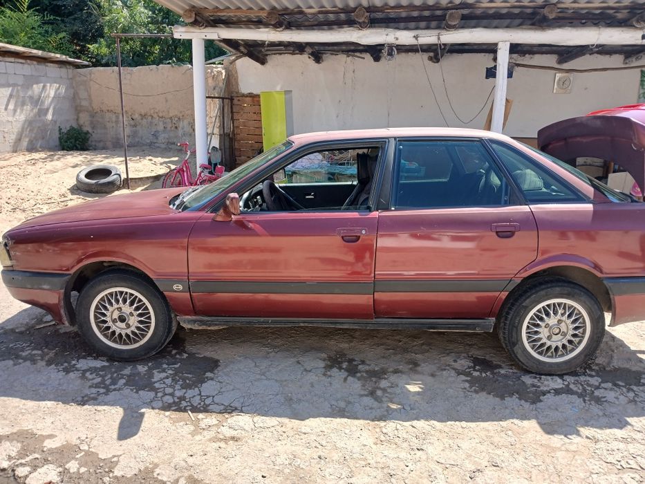 Продажа     AUDI  -80