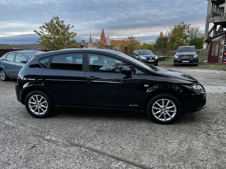 SEAT Leon 2012 — imagine 3