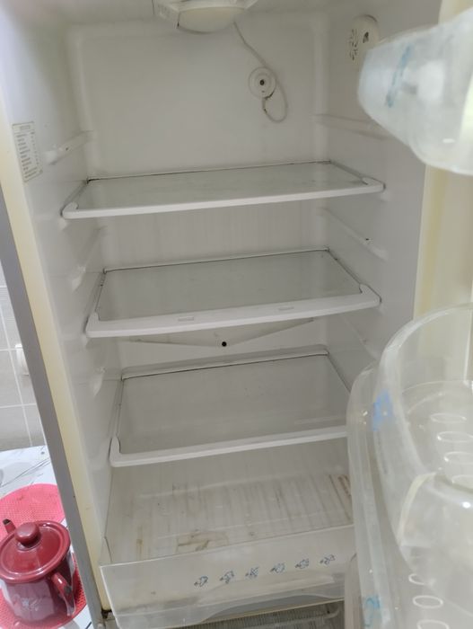Продам холодильник
