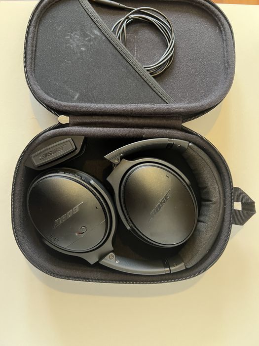 Casti over-ear Bose QC35