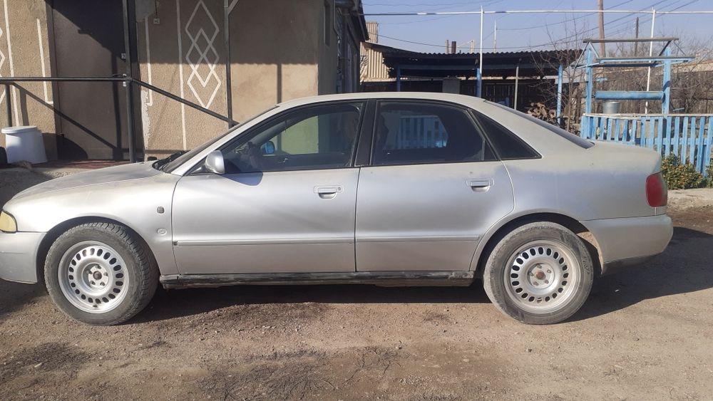 Машина ауди а4 продажа