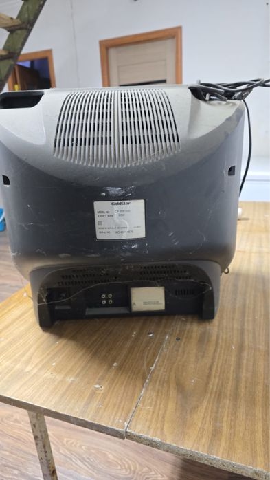 Продам два телевизора