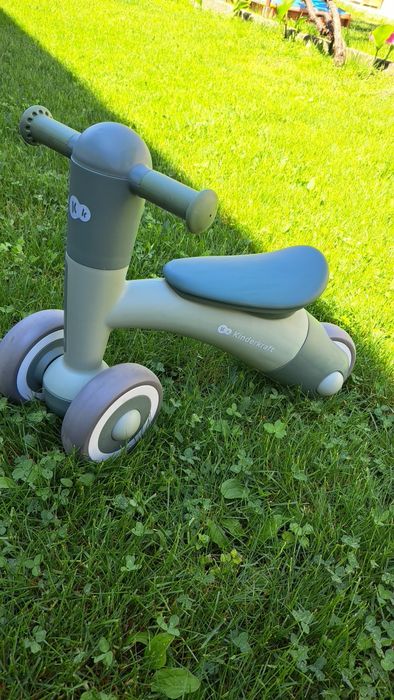 Bicicleta de echilibru