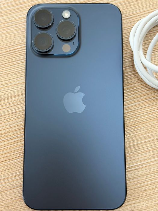 Iphone 15 Pro Max 256 Blue ingrijit