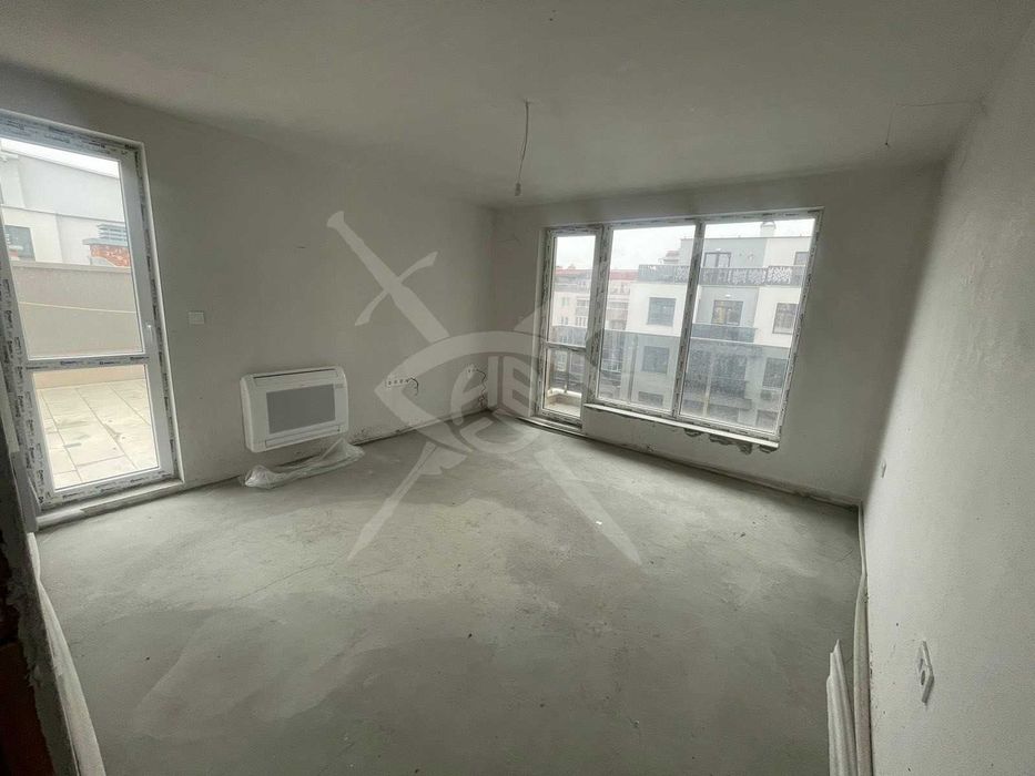 Тристаен с АКТ 16 до МОЛ Пловдив 77265