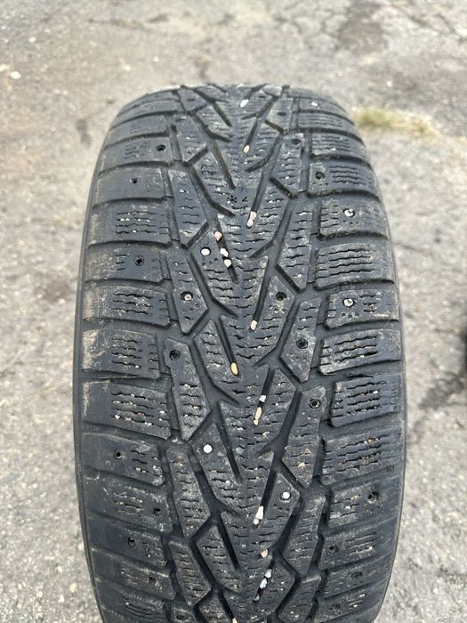 Продам шины резину на 16/17