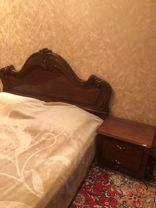 Спальный гарнитур