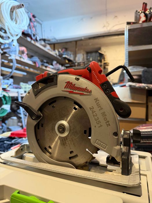 Бодита Винтоверт, Перфоратор, Ъглошлайф, Мултитул,прахосмук Milwaukee