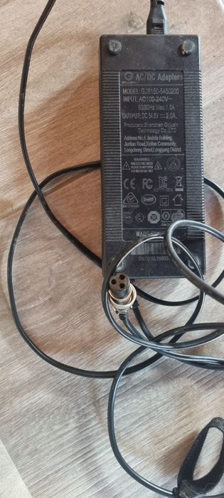 Încărcător Quickvolt 8