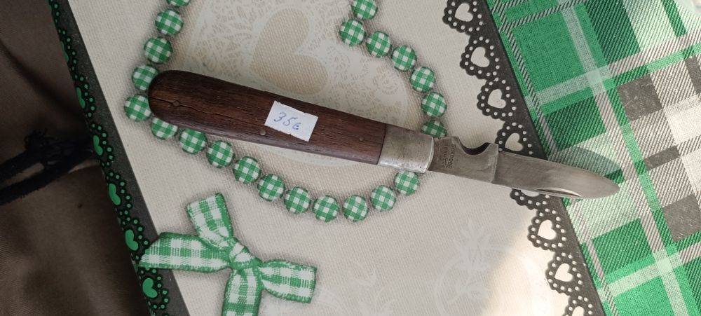 Продавам стар джобен нож