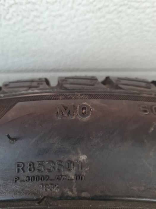 Зимни гуми 4 броя PIRELLI SottoZero3 255 40 R20 дот 3621