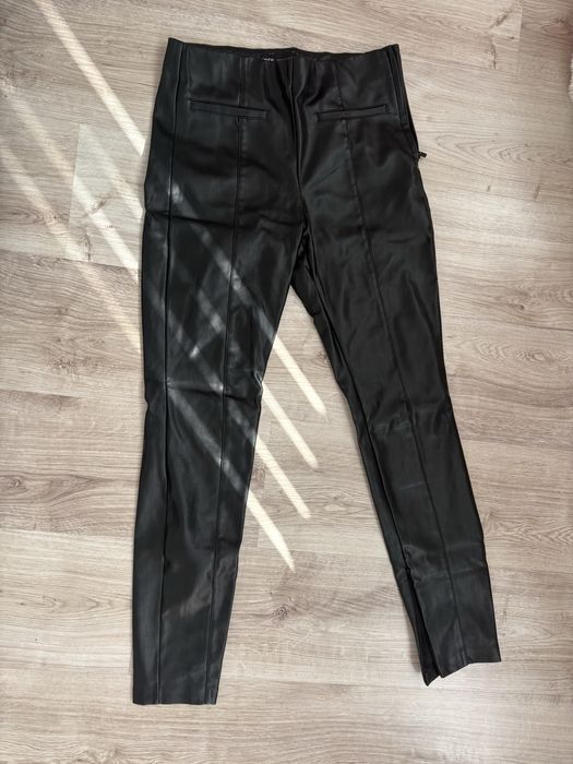 Дънки и панталони