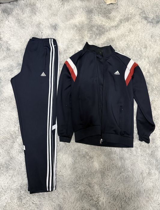 Спартак адидас .