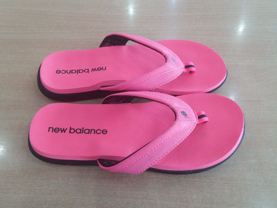Slapi dama New Balance