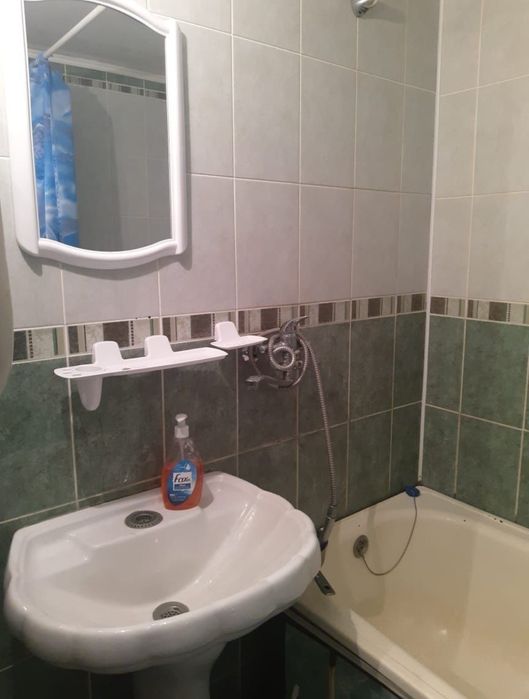 Сдам 1км квартиру в центре