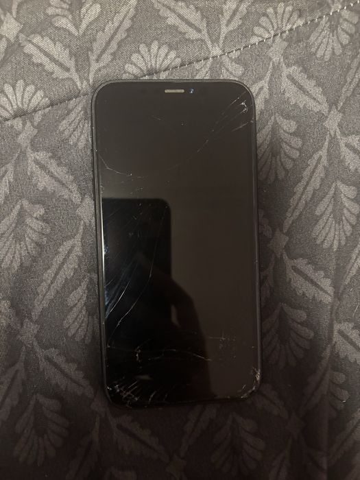 Telefon iPhone XR 64GB