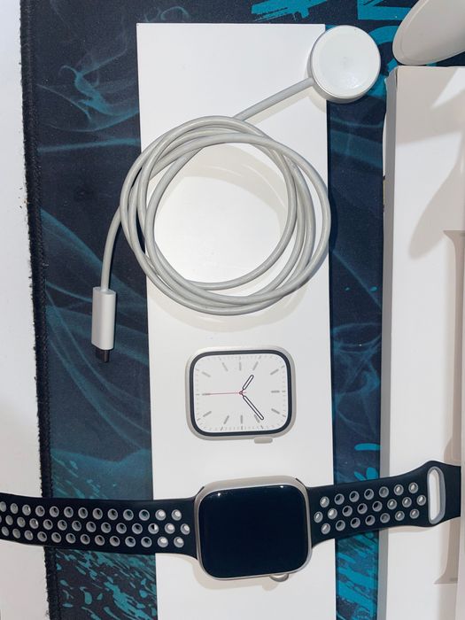 Apple Watch Series 7 45 mm