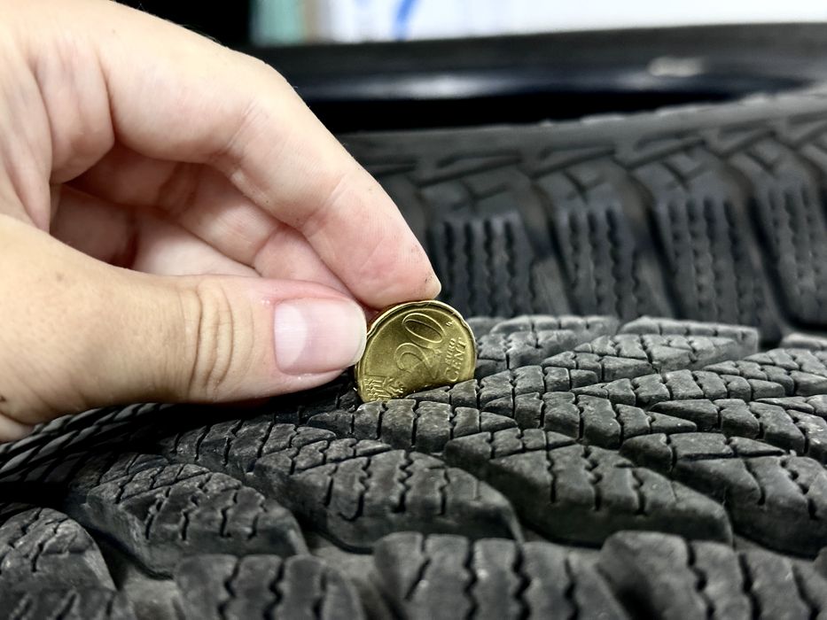 4 бр. зимни гуми Goodyear UltraGrip Ice 215/55 R16