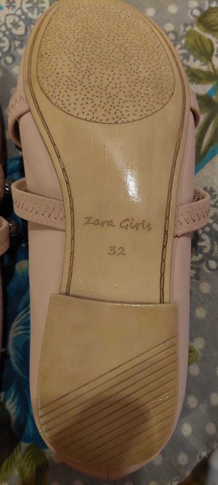Обувки ZARA за момиче 32 размер