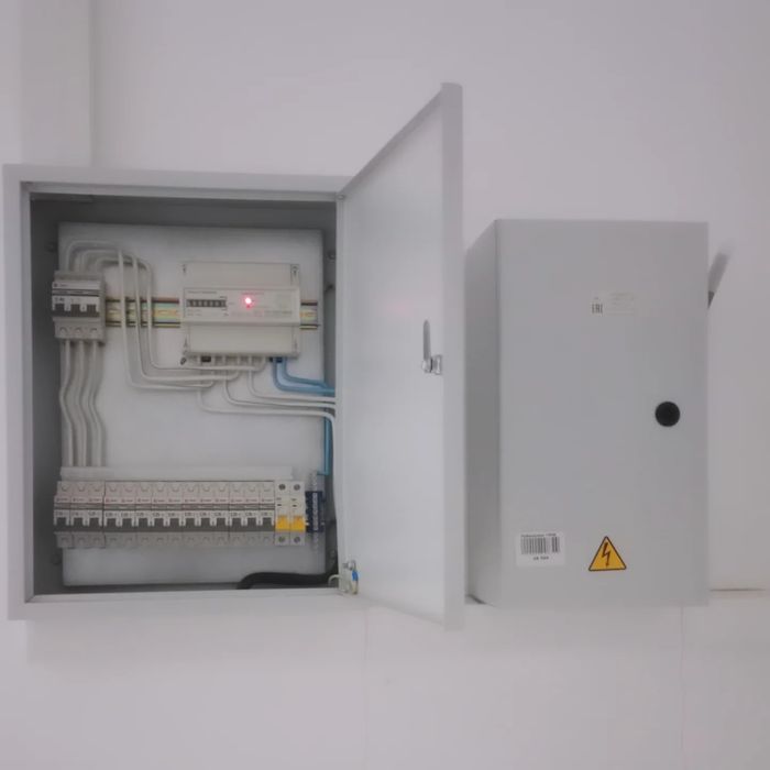 Электрик электрик