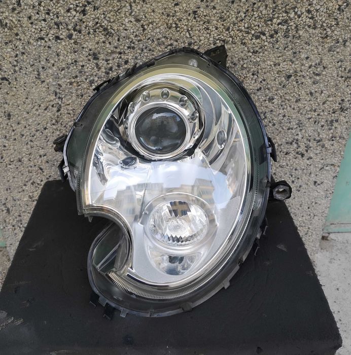 Оригинален фар Мини  Mini R56 R57 Bixenon
