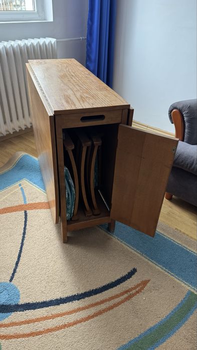 Masa pliabila cu scaune