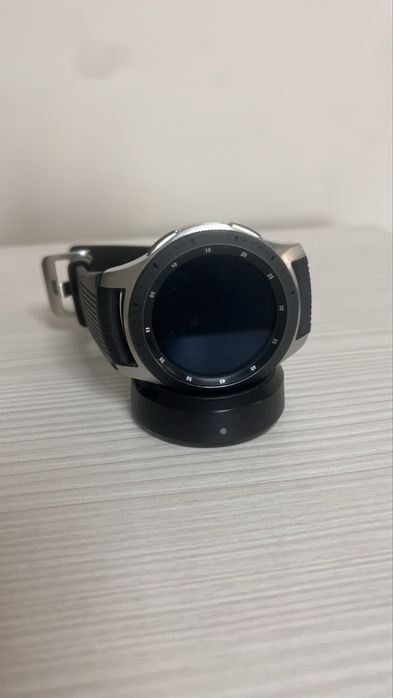 Смарт-часы Samsung Galaxy Watch 46mm (SM-R800) — Отличное состояние