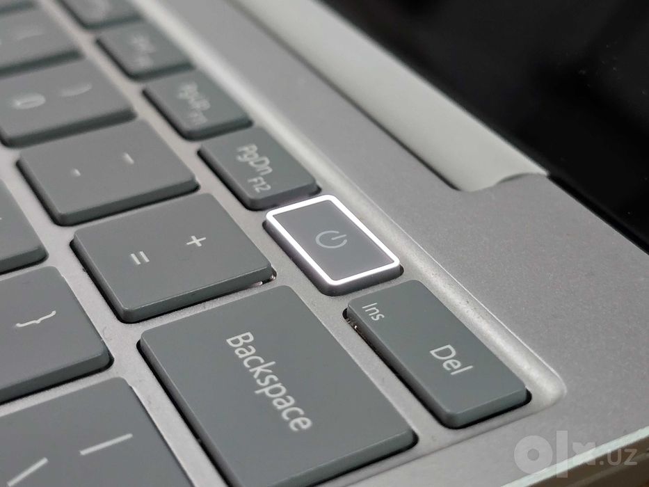 Microsoft Surface Laptop Go | 16/256GB