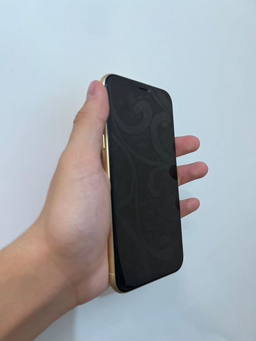 iPhone XR (64 ГБ, АКБ - 78%)