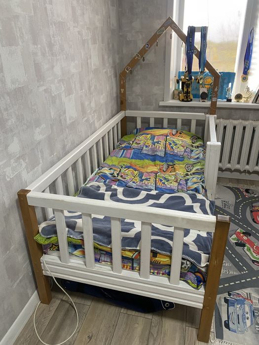 Продам детскую кровать
