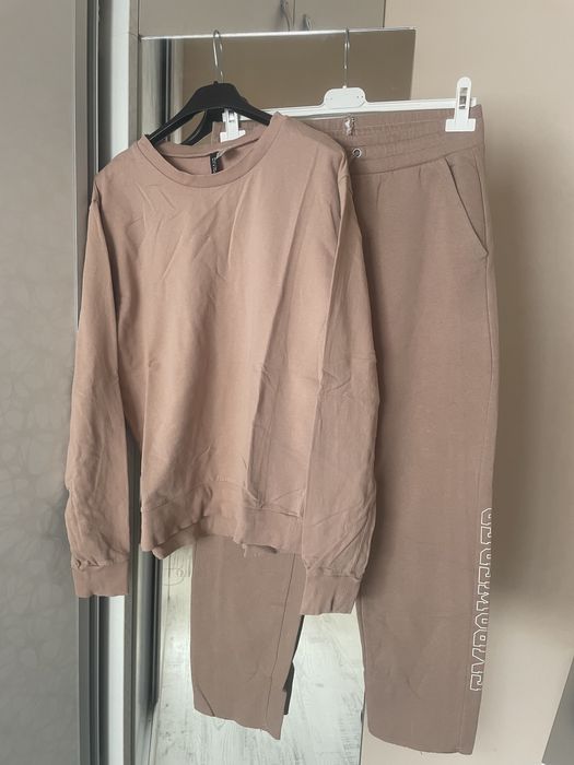 Суичъри, спортни комплекти, клинове