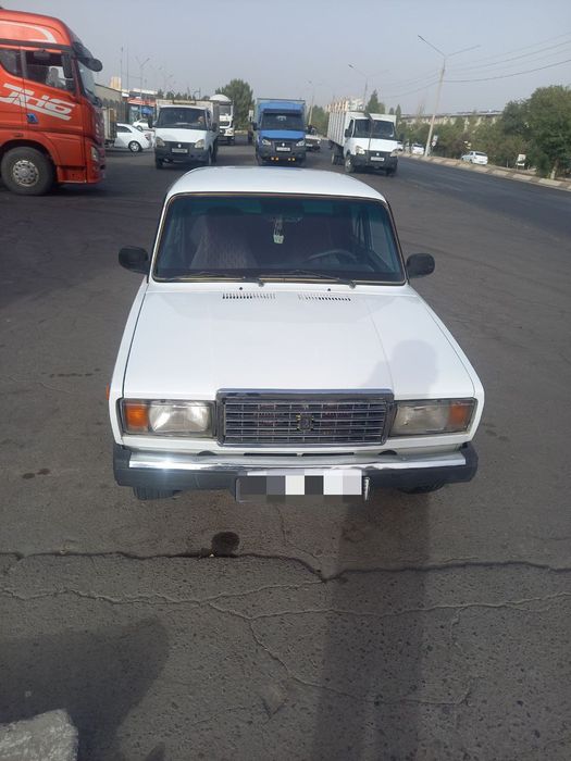 Ваз  2011 йил Сотилади пропан салон шумка килинган каропка 5 тали