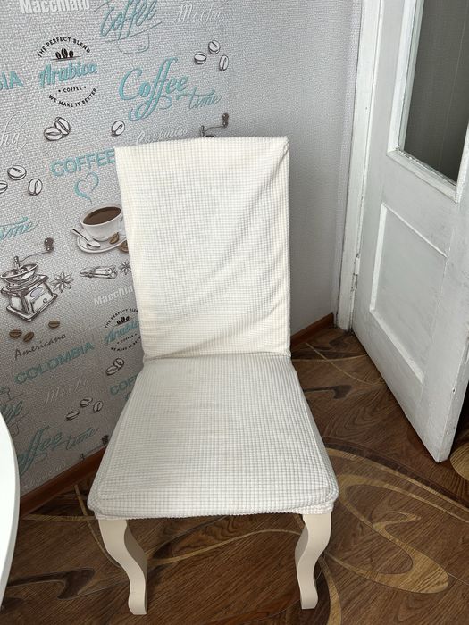 Продам 6 стульев