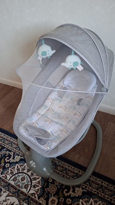 Шезлонг 7000 тг.