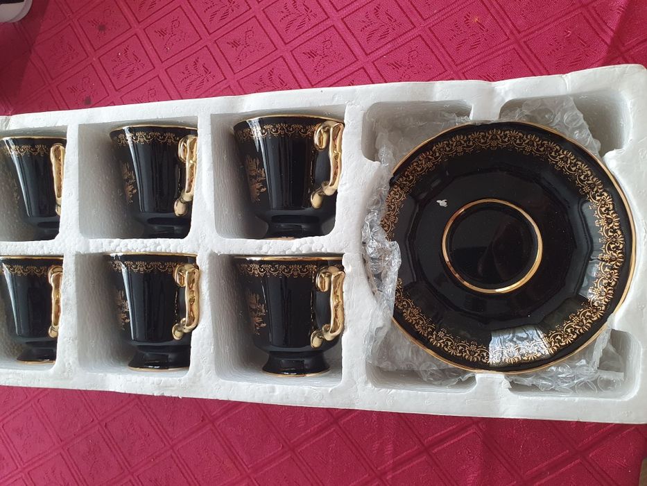 Подарочный набор чайных пар  в золоте