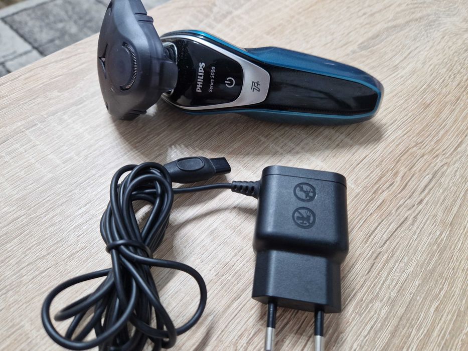 Philips Shaver series 5000/ S5550/Aparat bărbierit electric umed/uscat
