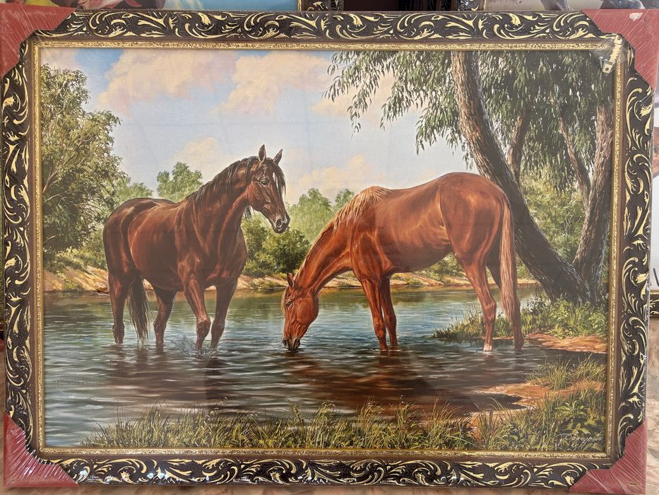 Картины новые в упаковках