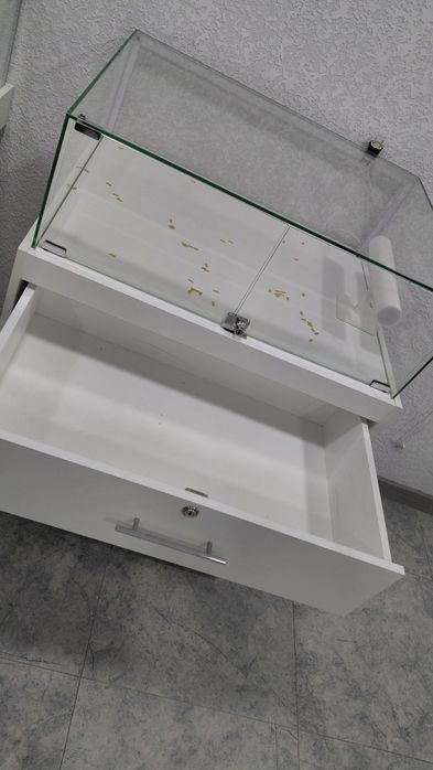 Шкаф для ювелирная изделий