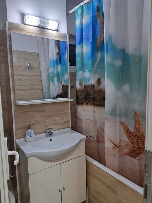 Inchiriez apartament cu doua camere Vlaicu