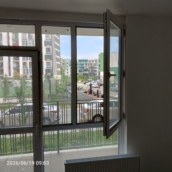 Продам двухкомнатную квартиру - Więcej