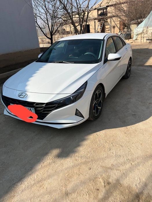 Hyudai Elantra 2021