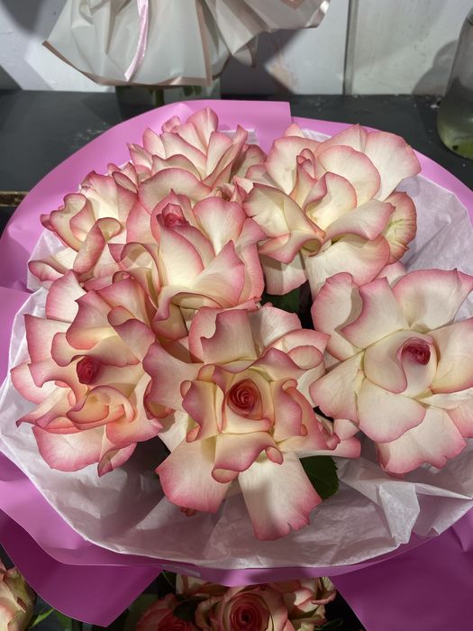 Все букеты от 9000 тг