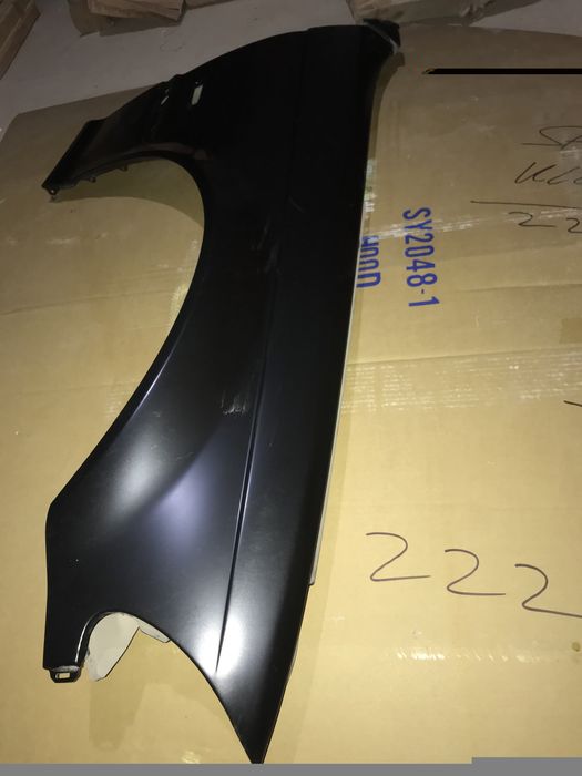 BMW E46 Крило правая сторона