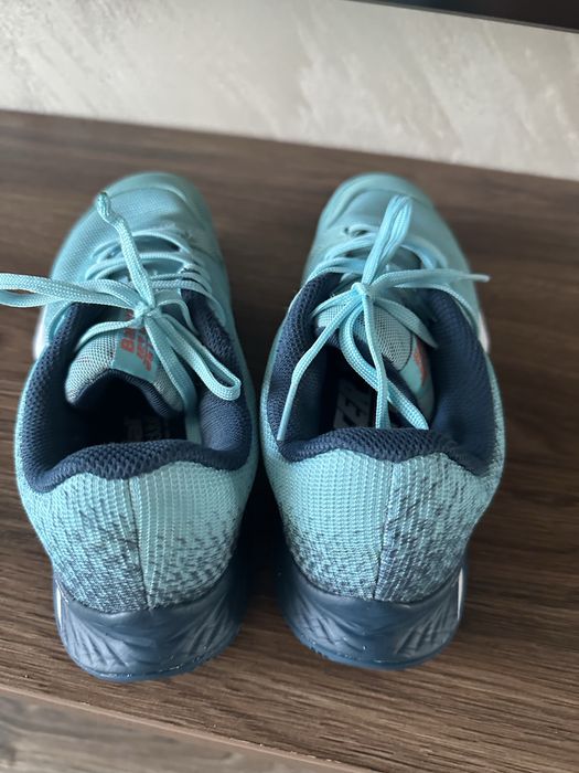 Теннисные кроссовки Babolat