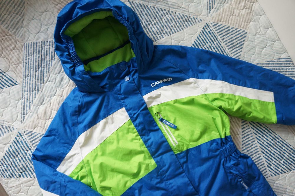 Страхотен зимен ски гащеризон/ космонавт Campri, като нов!!!