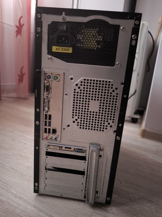 Vând PC Intel Core i5